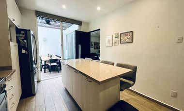 Venta de Casa en Condominio