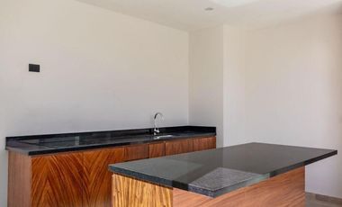 CASA EN VENTA DE TRES RECÁMARAS EN RESIDENCIAL DE CONKAL.