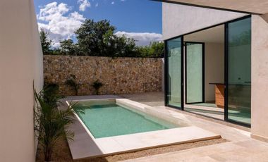 CASA EN VENTA DE TRES RECÁMARAS EN RESIDENCIAL DE CONKAL.