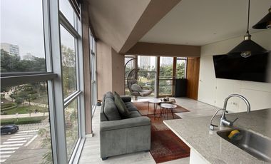 Duplex frente a parque Confraternidad