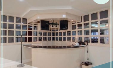 3 BEDROOM UNIT FOR SALE IN LPL CENTER, L.P LEVISTE ST, SALCEDO VILLAGE, MAKATI