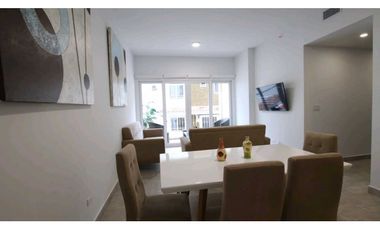 SE ALQUILA APARTAMENTO DE 3 REC.CON BALCON EN EL PH FLOREST TOWER(FL3)