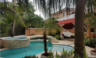 VENTA CASA EN CLAYTON 450 M2 CON PISCINA CLAYTON VILLAGE