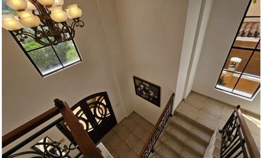 VENTA CASA EN CLAYTON 450 M2 CON PISCINA CLAYTON VILLAGE