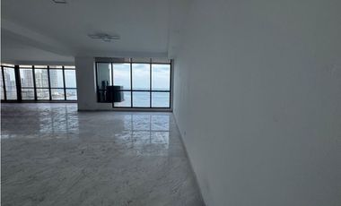 AQUILER APARTAMENTO EN AV BALBOA  375M2 MIRAMAR REMODELADO JP
