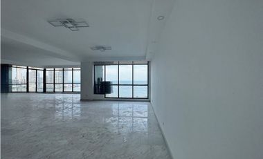 AQUILER APARTAMENTO EN AV BALBOA  375M2 MIRAMAR REMODELADO JP