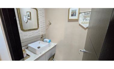 Hermosa Casa Unifamiliar en Venta, Woodlands Panamá Pacifico