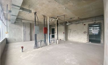 SE VENDE LOCAL EN PARK SQUARE MEDICAL CENTER