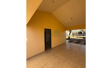 VENTA - CASA 3 DORMITORIOS - COLONIA CAROYA
