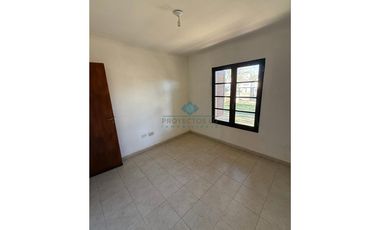 VENTA - CASA 3 DORMITORIOS - COLONIA CAROYA