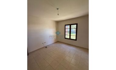 VENTA - CASA 3 DORMITORIOS - COLONIA CAROYA
