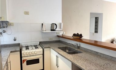 Departamento con cochera en el centro de Pinamar