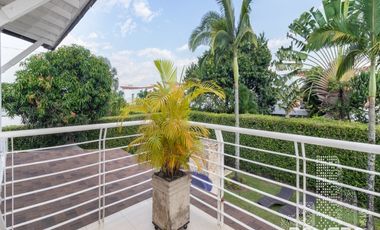 Venta De Hermosa Casa Campestre Con Jacuzzi En La Morada