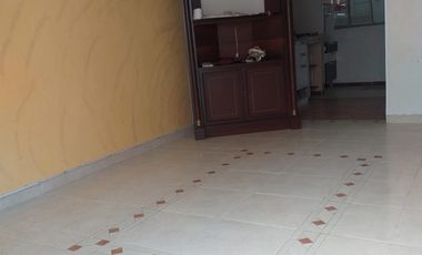 Oportunidad En Sibaté: Casa Esquinera De 4 Habs. En Parques Del Muña