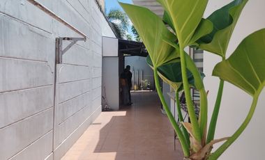 For RENT Spacious 5-Bedroom & Paradise Pool in Angeles!