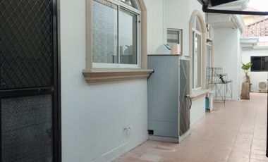 For RENT Spacious 5-Bedroom & Paradise Pool in Angeles!