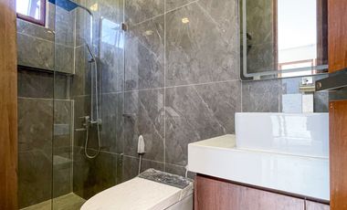 Sophisticated Modern Contemporary House and Lot For Sale in BF Homes, Parañaque