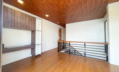 Sophisticated Modern Contemporary House and Lot For Sale in BF Homes, Parañaque