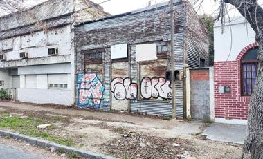 CASA EN VENTA BERISSO A RECICLAR