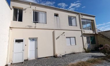 EN VENTA 2 DEPARTAMENTOS + 2 LOCALES COMERCIALES