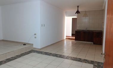 EN VENTA 2 DEPARTAMENTOS + 2 LOCALES COMERCIALES