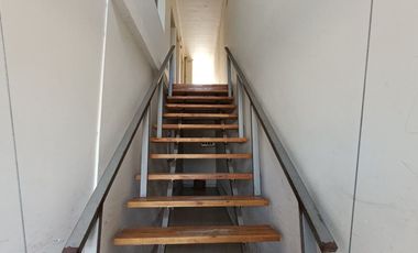 EN VENTA 2 DEPARTAMENTOS + 2 LOCALES COMERCIALES