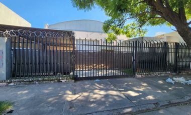 VENTA GALPON CON 400m² PLANTA LIBRE Y OFICINAS