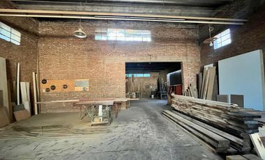 GALPON 420m² TERRENO 1778m² AV. RICARDO ROJAS 9700