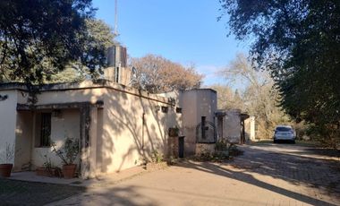 Se vende Casa Quinta en Villa Esquiu