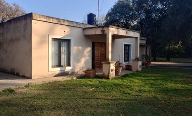 Se vende Casa Quinta en Villa Esquiu