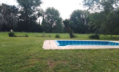 Se vende Casa Quinta en Villa Esquiu