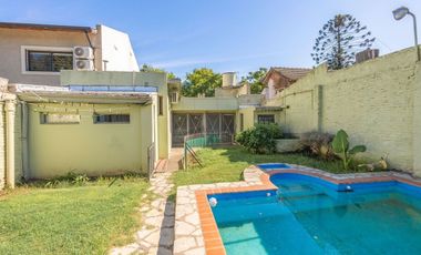 VENTA CASA EN TEMPERLEY PILETA QUINCHO