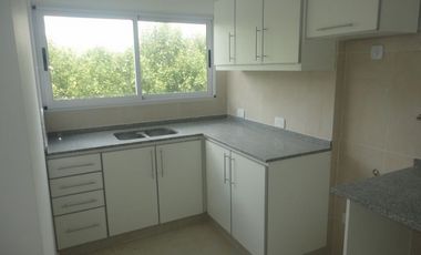 ALQUILER DE DEPARTAMENTO EN Caseros
