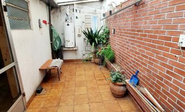 Departamento Tipo Casa en alquiler en Lanus Oeste