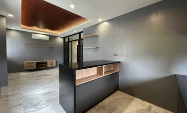 Brand New House & Lot For Sale in Tagaytay City-MC