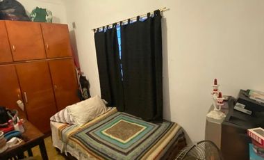 VENTA PH 3 AMBIENTES + DEPTO. 2 AMB. EN  BERNAL.