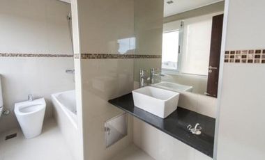 Venta departamento 3 ambientes con vista al Rio