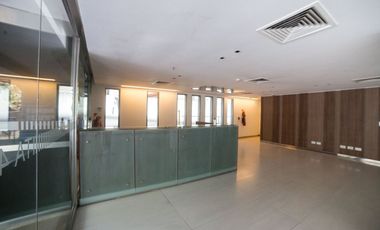 OFICINAS 960 m2 PLANTA LIBRE   OLIVOS 18 cocheras