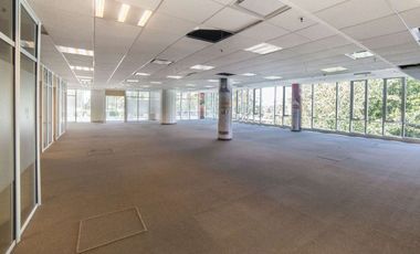 OFICINAS 960 m2 PLANTA LIBRE   OLIVOS 18 cocheras