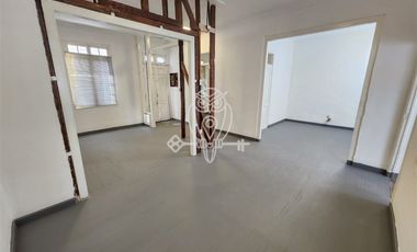 Casa en Arriendo en Cercano a Av., Vicuña Mackenna
