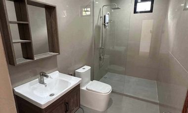 House & Lot for Sale in Tagaytay City-MC