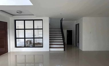 House & Lot for Sale in Tagaytay City-MC