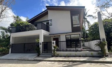 House & Lot for Sale in Tagaytay City-MC
