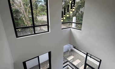 House & Lot for Sale in Tagaytay City-MC