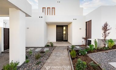 Casa en Arriendo en Monseñor Adolfo Rodriguez