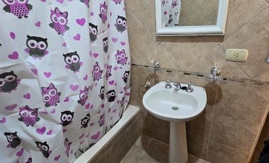 Departamento con cochera en alquiler en Caseros, Tres de Febrero, Provincia de Buenos Aires