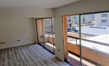 A PASOS DE TODO/ PROVIDENCIA/L THAYER O