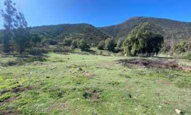 PARCELA RECTANGULAR CON VISTAS Y ACCESOS