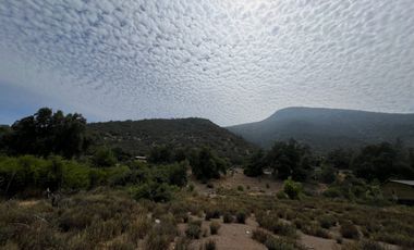 PARCELA RECTANGULAR CON VISTAS Y ACCESOS