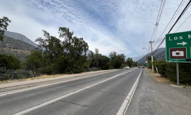 PARCELA RECTANGULAR CON VISTAS Y ACCESOS